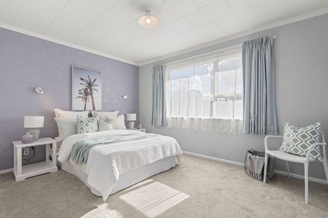Photo of property in 24 Sutherland Crescent, Westbrook, Palmerston North, 4412