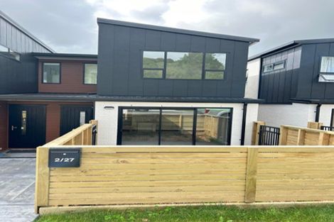 Photo of property in 2/27 Main Road, Wainuiomata, Lower Hutt, 5014