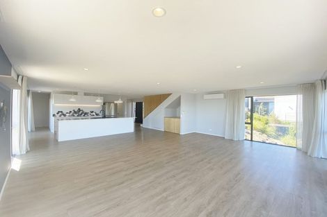 Photo of property in 15 Parkridge Place, Mount Pleasant, Christchurch, 8081
