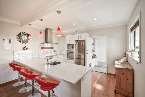 Photo of property in 711 Maitland Crescent, Mayfair, Hastings, 4122