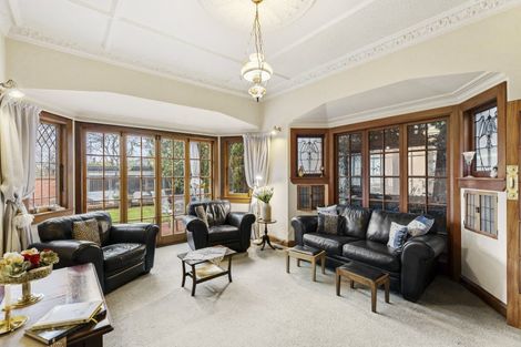 Photo of property in 209 Victoria Avenue, Hokowhitu, Palmerston North, 4410