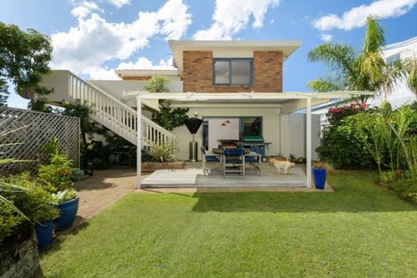 Photo of property in 994 Papamoa Beach Road, Papamoa Beach, Papamoa, 3118