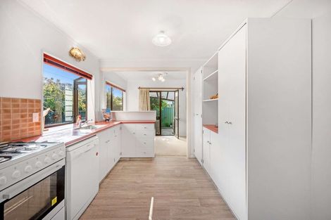 Photo of property in 1 Chester Street, Taradale, Napier, 4112