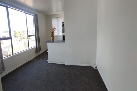 Photo of property in 20 Christmas Road, Manurewa, Auckland, 2102