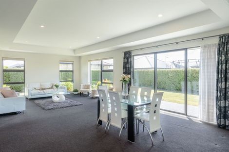 Photo of property in 33 Winfield Drive, Wigram, Christchurch, 8042