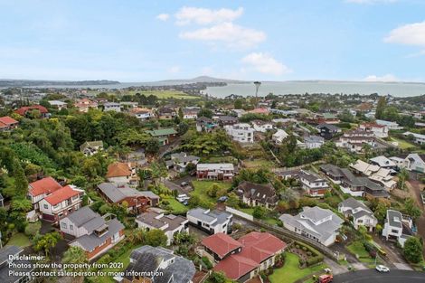 Photo of property in 2/4 Dorrit Lane, Howick, Auckland, 2014
