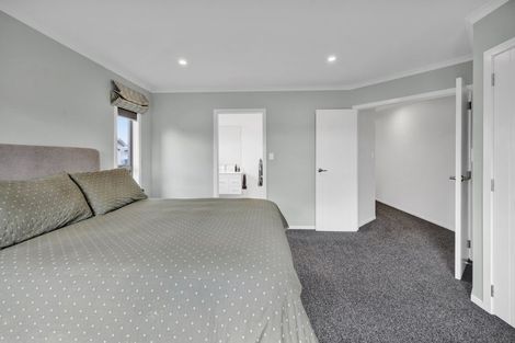 Photo of property in 7 Mercade Close, Stratford, 4332