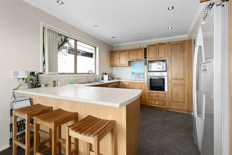 Photo of property in 19 Layton Road, Manly, Whangaparaoa, 0930