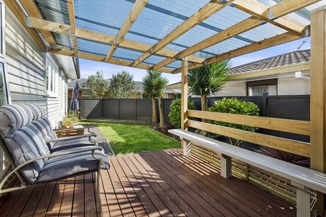 Photo of property in 1/6 Alexander Street, Papakura, 2110