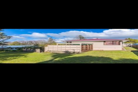 Photo of property in 1 Tiber Road, Forrest Hill, Auckland, 0620