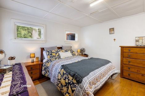 Photo of property in 415 Welcome Bay Road, Welcome Bay, Tauranga, 3175