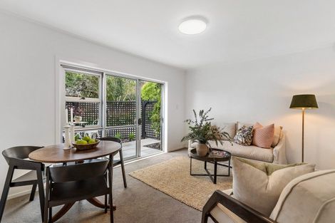 Photo of property in 3/31 Gowing Drive, Meadowbank, Auckland, 1072