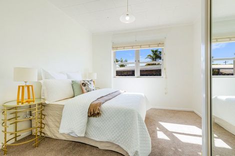 Photo of property in 30 County Road, Torbay, Auckland, 0630