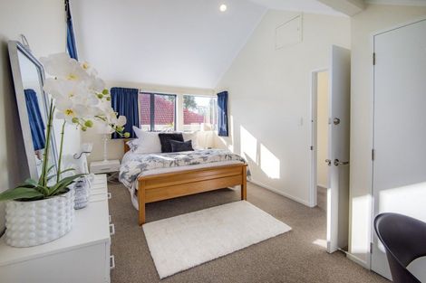 Photo of property in 24 Niccol Avenue, Narrow Neck, Auckland, 0624