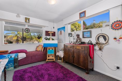 Photo of property in 33 Mountain Road, Western Heights, Rotorua, 3015