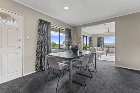 Photo of property in 2 Puketiro Drive, Feilding, 4702