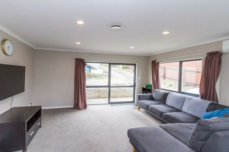 Photo of property in 11a Castor Crescent, Cannons Creek, Porirua, 5024
