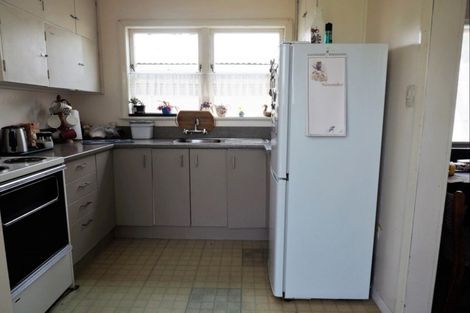 Photo of property in 6 Selwyn Street, Levin, 5510