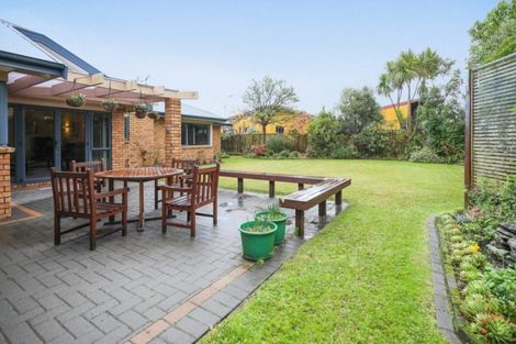 Photo of property in 68 Cairns Crescent, Rototuna, Hamilton, 3210
