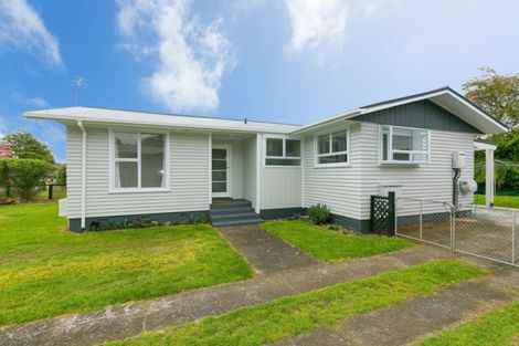 Photo of property in 13 Regent Place, Blagdon, New Plymouth, 4310