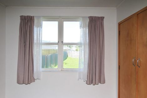 Photo of property in 12a Mcentee Street, Papakura, 2110