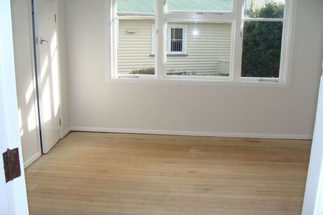 Photo of property in 5 Watene Crescent, Waitara, 4320