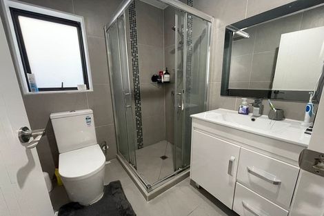 Photo of property in 5 Goyal Lane, Pakuranga, Auckland, 2010