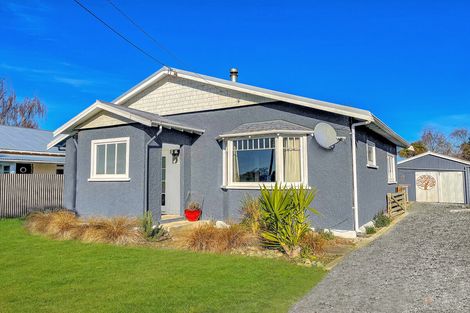 Photo of property in 21 Parsonage Road, Waimate, 7924