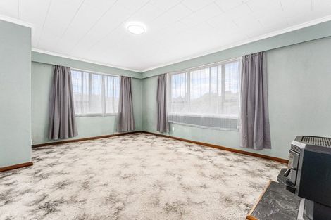 Photo of property in 15 Maher Place, Ranui, Porirua, 5024