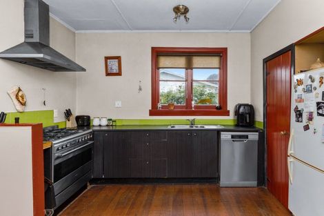 Photo of property in 211 Georges Drive, Napier South, Napier, 4110