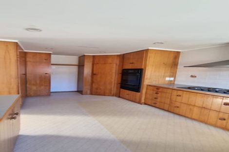 Photo of property in 1 Cleve Road, Green Bay, Auckland, 0604