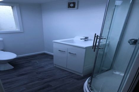 Photo of property in 121-123 Shakespeare Road, Bluff Hill, Napier, 4110