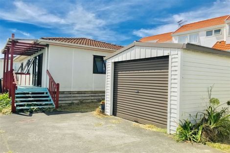 Photo of property in 1558 Dominion Extension, Mount Roskill, Auckland, 1041