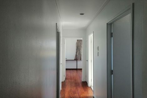 Photo of property in 43 Awaruku Road, Torbay, Auckland, 0630