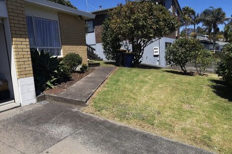 Photo of property in 12 Carl Place, Unsworth Heights, Auckland, 0632