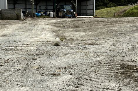 Photo of property in 492 Wairere Road, Paparoa, 0571