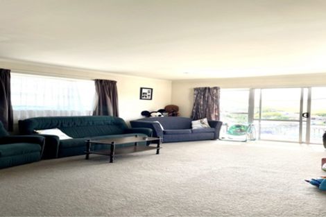 Photo of property in 14 George Street, Waiuku, 2123