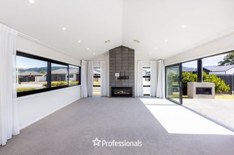 Photo of property in 20 Salisbury Crescent, Wallaceville, Upper Hutt, 5018