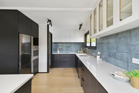 Photo of property in 12 Ramsey Place, Karori, Wellington, 6012