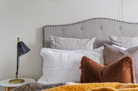 Photo of property in 1/5 Compton Street, Hillcrest, Auckland, 0627