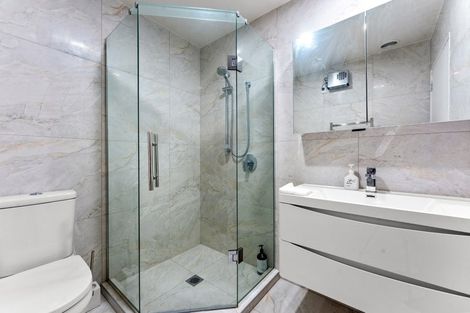 Photo of property in 126-128 Lax Crescent, Leigh, 0985