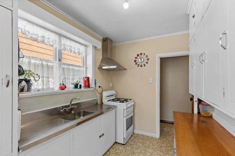 Photo of property in 49 Caius Avenue, Gonville, Whanganui, 4501