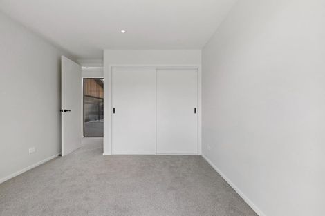 Photo of property in 6 Red Deer Rise, Kelvin Heights, Queenstown, 9300