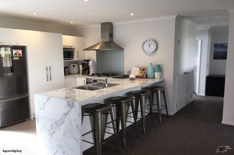 Photo of property in 10 Manuka Close, Mangawhai, 0505