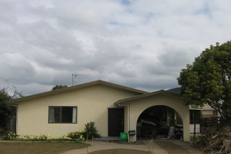 Photo of property in 42 Sylvania Drive, Matua, Tauranga, 3110