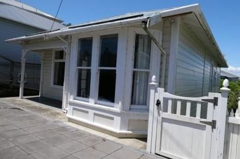 Photo of property in 35 Disley Street, Highbury, Wellington, 6012