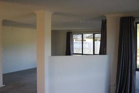 Photo of property in 64 Gibson Place, Papamoa Beach, Papamoa, 3118