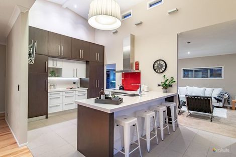 Photo of property in 25a Riverstone Drive, Riverstone Terraces, Upper Hutt, 5018