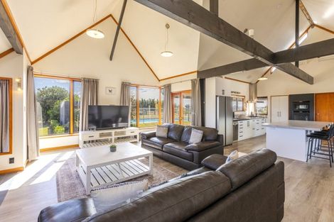 Photo of property in 297 Porangahau Road, Waipukurau, 4282