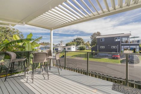 Photo of property in 4a Moray Place, Whiritoa, Whangamata, 3691